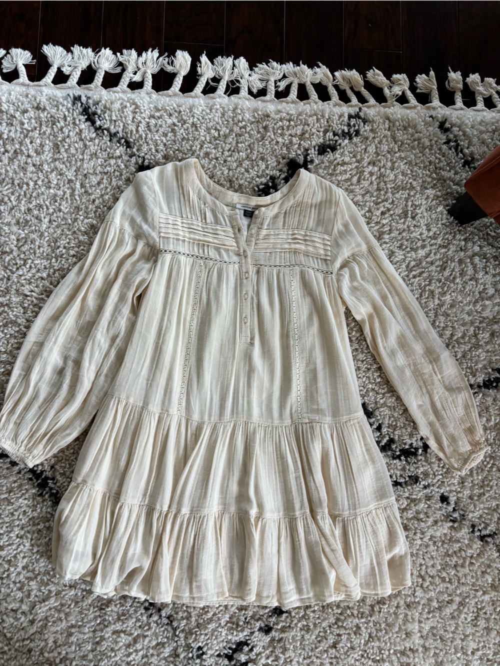 Women’s Cream Tiered Long-Sleeve Dress